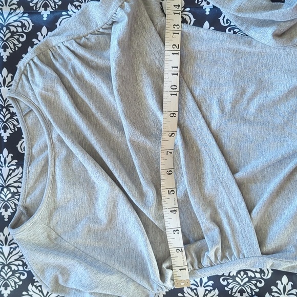 Layered Long Sleeve Pleated Shirt - M - Picture 10 of 10